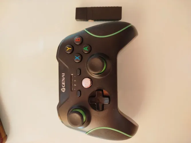 Controle Genai compatível com xbox one e pc