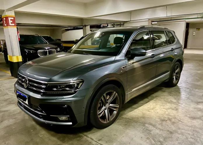Volkswagen Tiguan Allspac R-line 350 TSI 2.0 4X4 2021