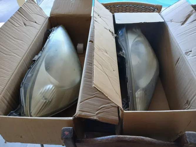 Farol Honda fit 2012 vendo