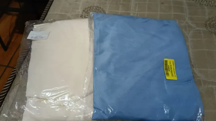 2 lençóis de cama de solteiro