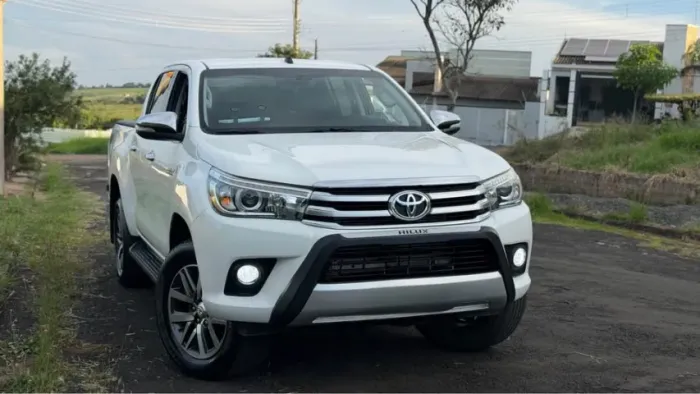Toyota Hilux CD SRX 4X4 2.8 TDI 16V Diesel Aut. 2017