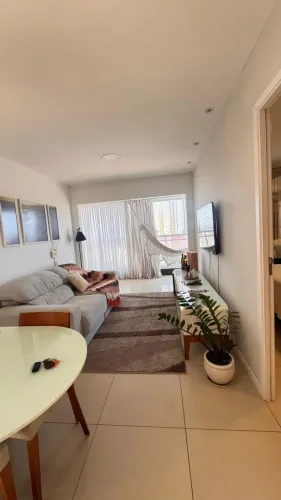 APARTAMENTO MOBILIADO NO TAROA COM 2 QUARTOS- VISTA MAR