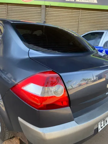 Renault Megane Sedan Dynamique Hi-flex 1.6 16V 2009