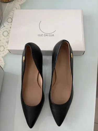 SAPATOS SCARPIN LUZ DA LUA