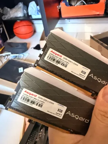Memória ram dd4 2x8 3200 Asgard