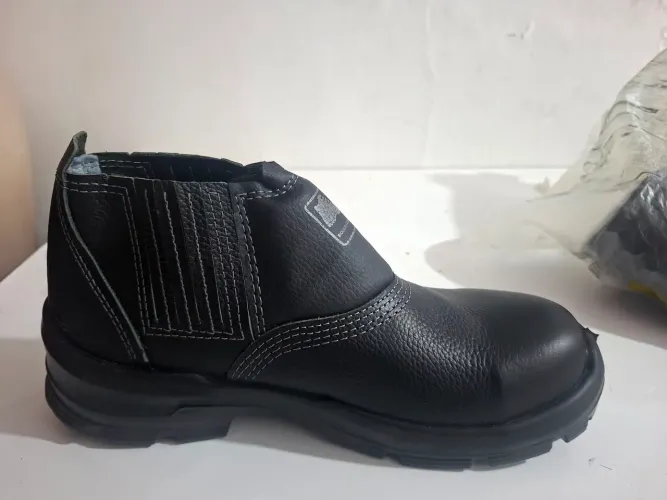 Bota Botina Tam: 42