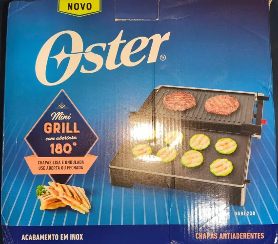 Sanduicheira antiaderente Oster nova lacrada!