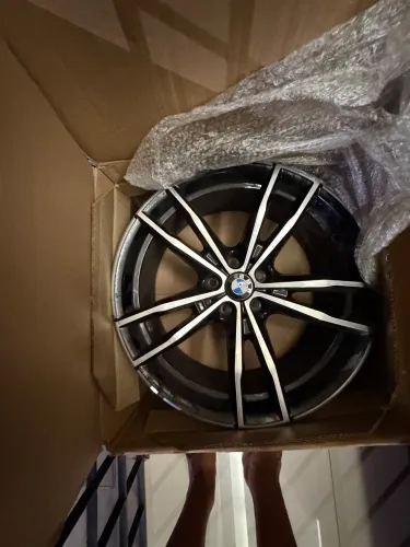 Roda ar 19 BMW 320i (apenas rodas)