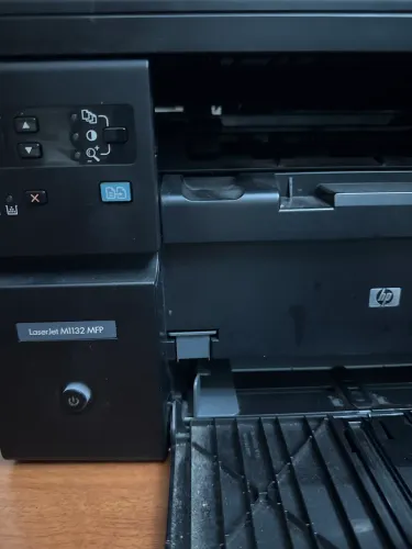 Impressora LaserJet M1132 MFP