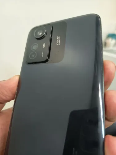 Celular semi novo 