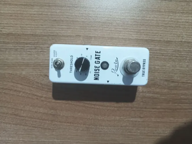 Rowin noise gate
