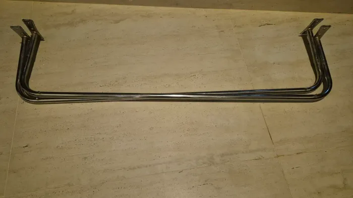 Arara de parede