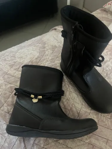 Bota n 28