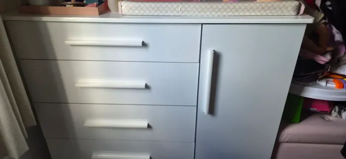 Cômoda infantil ótimo estado