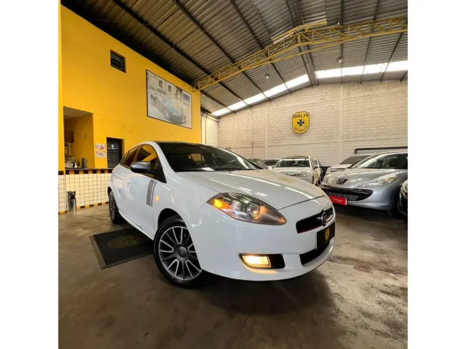 Fiat Bravo Sporting 1.8 Flex 16V 5P 2014