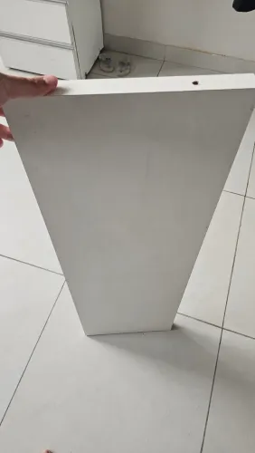 Prateleira Invisível