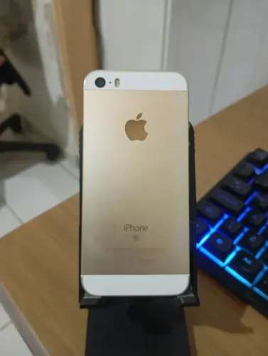 iPhone SE