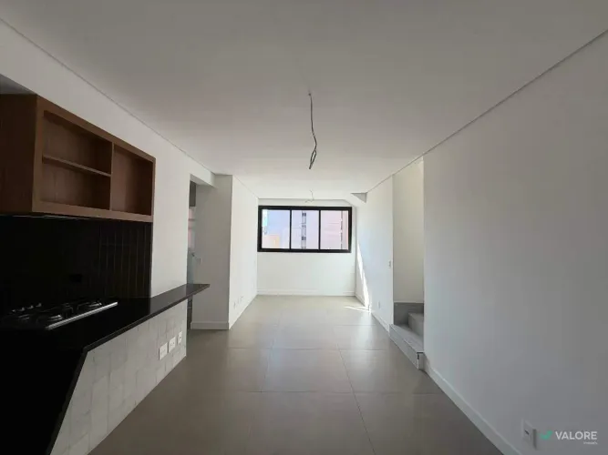 Cobertura de 2 quartos, à venda, no Santo Antônio