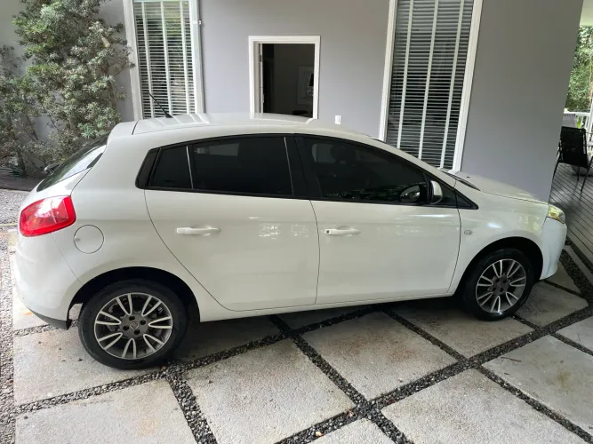 Fiat Bravo Essence Dualogic 1.8 Flex 16V 5P 2011