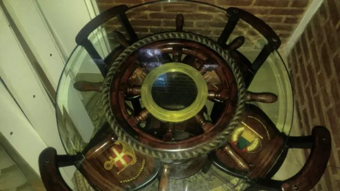 Mesa Tema Náutico Raridade, Peça de Colecionador