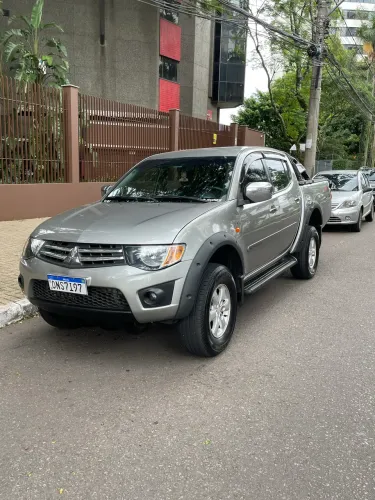 Mitsubishi L200 Triton GLS 3.2 CD TB Int.diesel MEC 2014