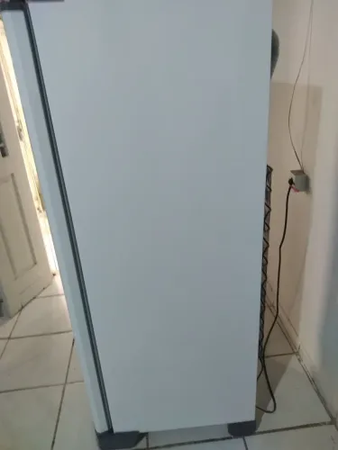 Geladeira esmaltec nova nunca usada