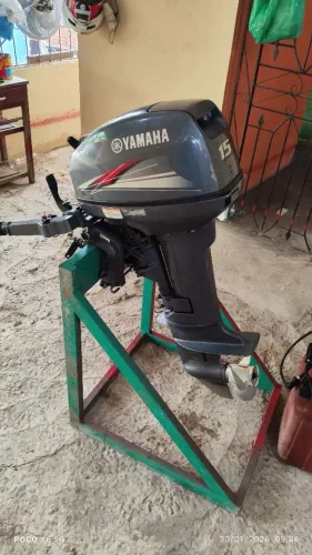 Motor Popa Yamaha 15 Hp conservado