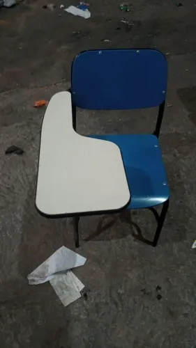 Cadeiras universitária