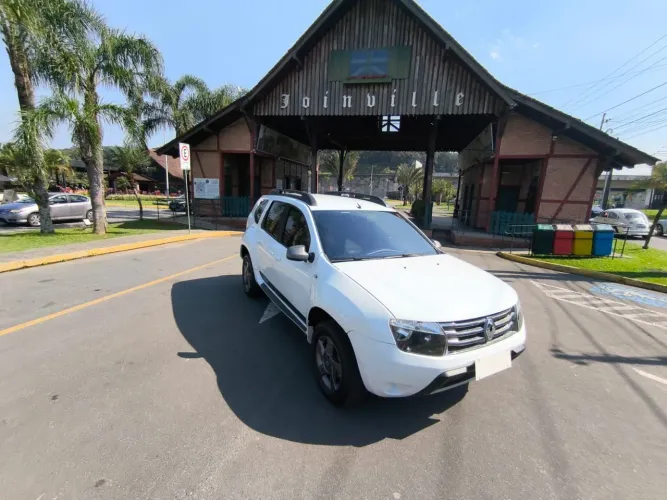 Renault Duster Dynamique 2.0 Hi-flex 16V Aut. 2014