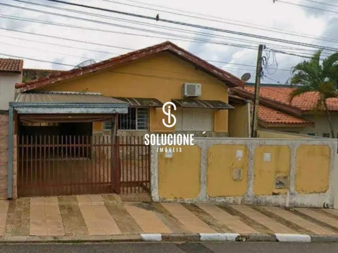 Casa de 04 quartos à venda no Centro de Cerquilho/SP