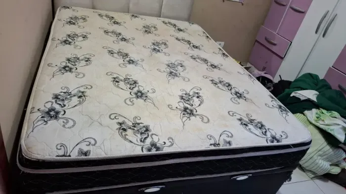Cama Casal Completa (Baú + Colchão Apolo Puma + Cabeceira) - Mudança
