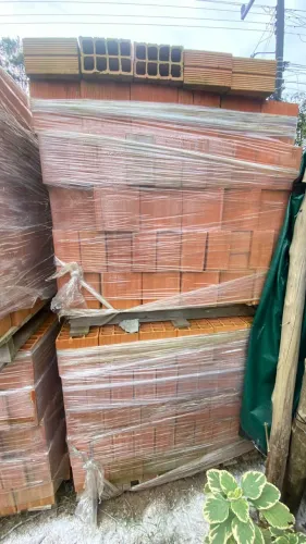 Vendo ou troco tijolos recém comprados