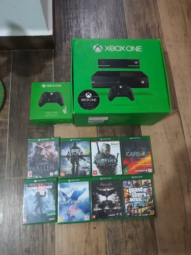 Xbox one fat 512gb + controle + Kinect + 8 jogos GTA v