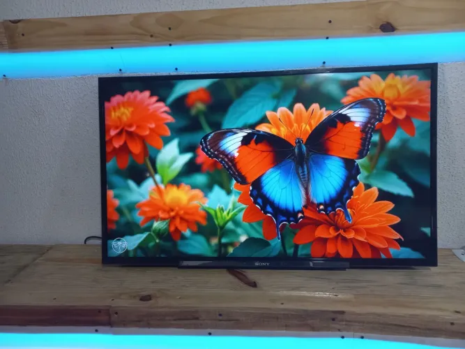 TV 47 polegadas normal ótima pra HDMI com cabo com controle remoto