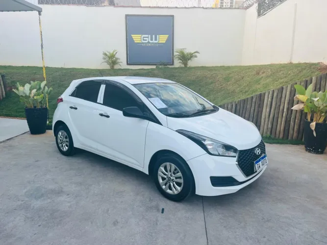 Hyundai HB20 Unique 1.0 Flex 12V Mec. 2019