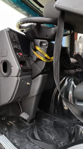 VENDO OU TROCO CAMINHAO-TRATOR SCANIA P340 2011/2011(DISPENSO CURIOSO)