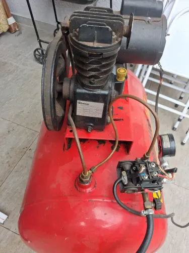 COMPRESSOR DE AR PRESSURE 140 LIBRAS 