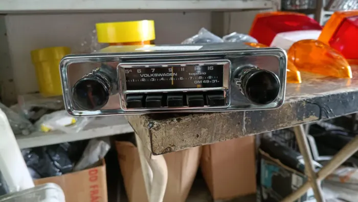 RÁDIO VOLKSWAGEN ORIGINAL DO FUSCA KOMBI BRASÍLIA VARIANT TL ZÉ DO CAIXÃO 