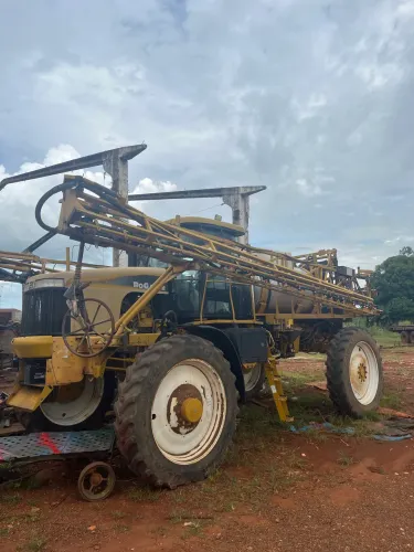 Pulverizador Caterpillar Rogator 3.270 Litros 