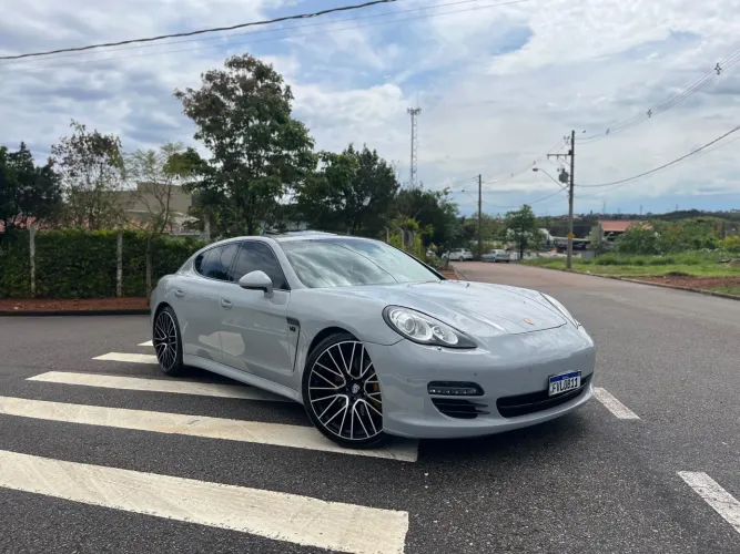 Porsche Panamera 4S 4.8 400cv 2011