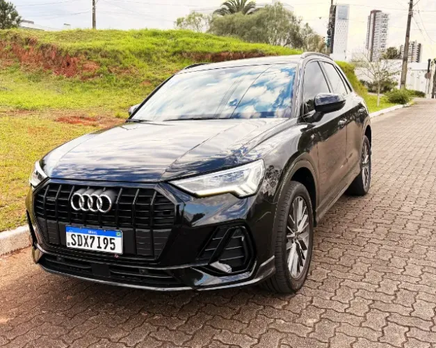 Audi Q3 Perf. Black 2.0 TFSI Tiptr. Quattro 2023