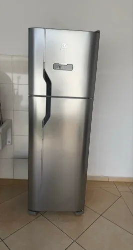 Vendo geladeira Electrolux
