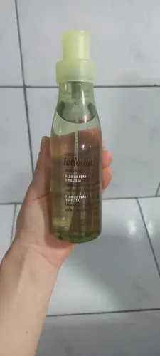 Body Splash Natura Flor de pêra e melissa