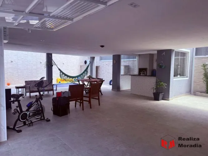 Condomínio Residencial Boa Vista - Casa com 4 quartos - piscina - varanda - Granja Viana