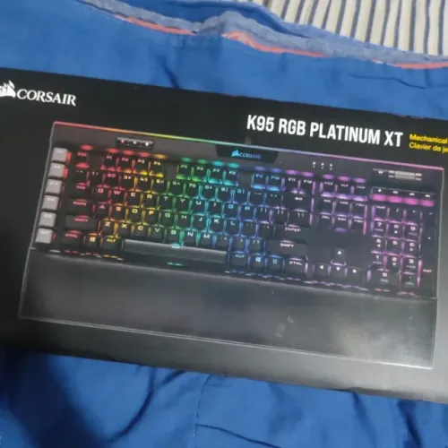 Teclado Gamer Corsair K95 Platinum XT