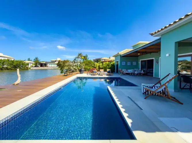 Casa de condomínio Alto Padrão 4 suítes - Manguinhos - Búzios