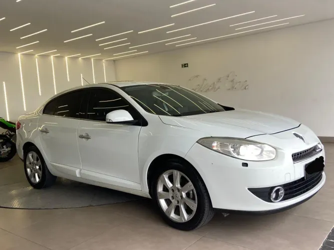 Renault Fluence Sedan Privilège 2.0 16V Flex AUT 2014