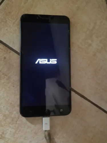 Celular Azus Zenfone 3 Max (Para aproveitar peças ou conserto) Leia toda descrição