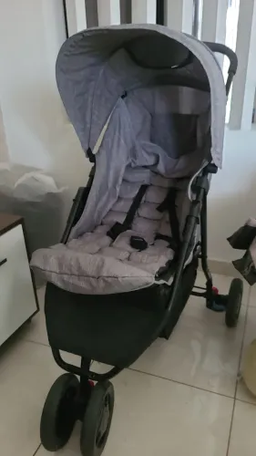 Carrinho de passeio de bebê Cosco Toffy Cinza