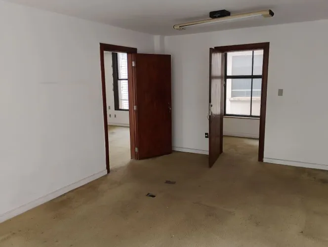 Sala comercial na Rua Barão de Itapetininga, 93 - Sala 82 180 m²